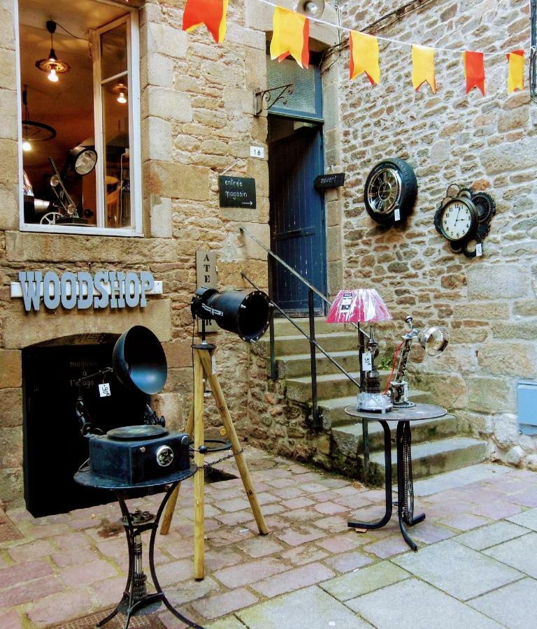 Gate House Lodge Dinan Esterno foto